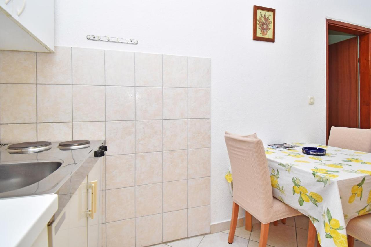 Jordan Apartments Tucepi Bagian luar foto